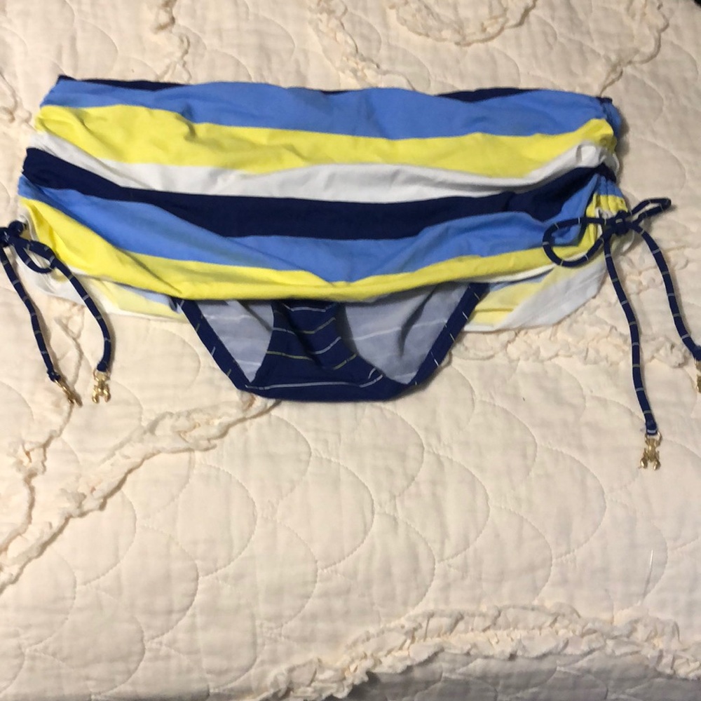 Women’s swim